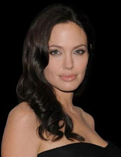 Angelina-Jolie-Photos-Pictures-Images-Pics