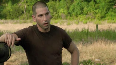 Escena de la serie The Walking Dead del actor Jon Bernthal 