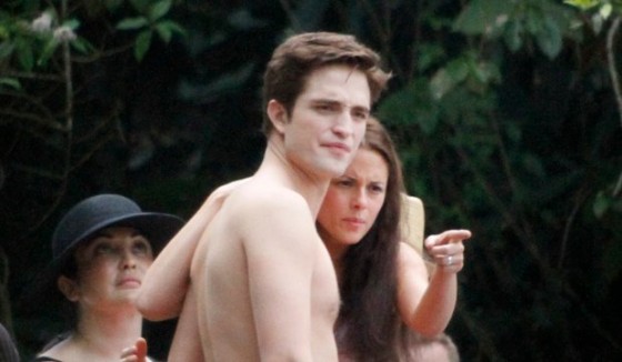 kristen stewart bikini breaking dawn. kristen stewart bikini