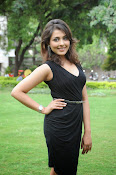 Madhu Shalini glam pics-thumbnail-15