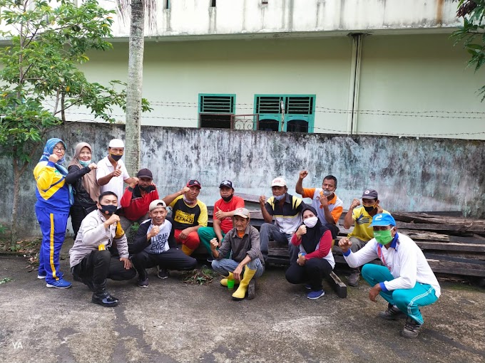 GOTONG ROYONG BERSAMA DI WILAYAH TUGU KECIL KECAMATAN PRABUMULIH TIMUR