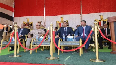 محافظ السويس وقائد الدفاع الشعبي يتابعان استعدادات "صقر 151" ويشيدان بفصل محو الأمية بالمدرسة البحرية العسكرية