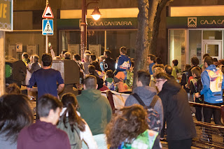 La Korrika cruza Barakaldo de madrugada