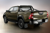 Toyota Hilux Invincible X Double Cab (2021) Rear Side