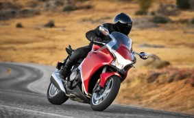 Specifications 2010 Honda VFR1200F with Dual-Clutch Transmission