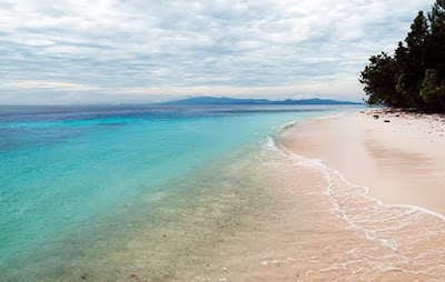 Clear blue beach white sand