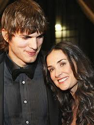 celebrity gossip-Demi Moore and Ashton Kutcher Moving Truck Spotted Outside Home