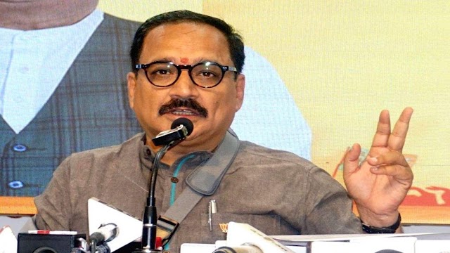  Delhi Politics: ध्वजारोहण को लेकर अनिश्चितता बरकरार, वीरेंद्र सचदेवा बोले- दिल्ली में नक्सली विचारधारा की सरकार