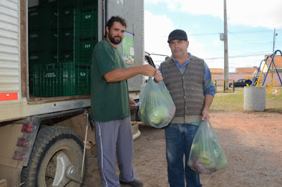Sacolão Verde: troca de recicláveis por hortifrutis