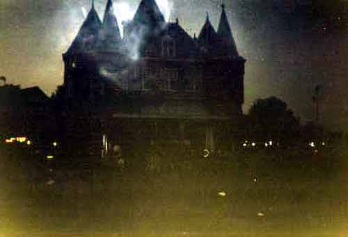 Top 3 Signs That Your House May Be Haunted Image