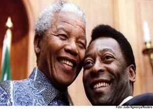nelson-mandela-pele-2005-01-size-598
