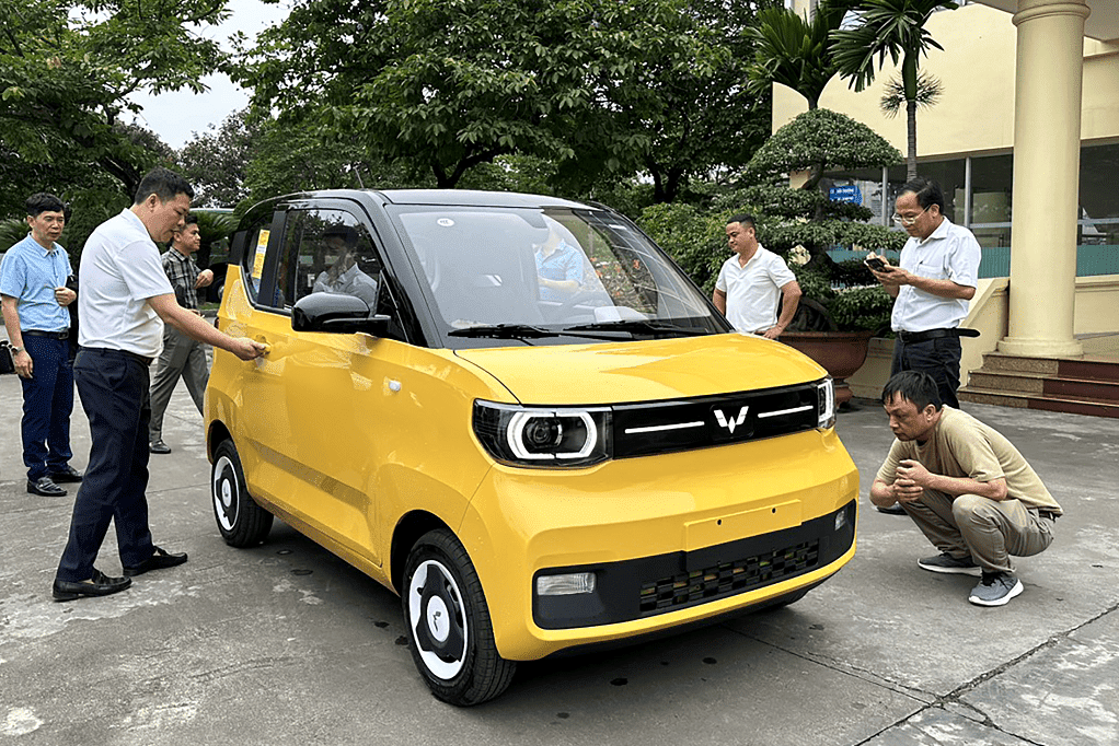 Wuling HongGuang Mini EV lộ diện tại Việt Nam - Xe điện Trung Quốc giá dự kiến chỉ 200 triệu có chắc "kèo thơm"? 1