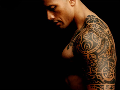 tattoo the rock, dwayne johnson tattoos, polynesian tattoo, shoulder tattoos 