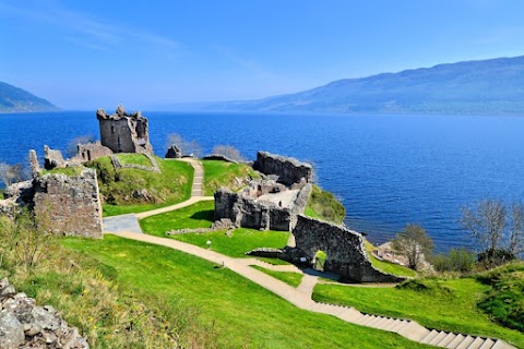 Top 10  tourist attractions in Scotland