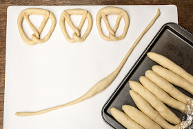 Pretzel dough rope for pretzel knots | Svelte Salivations