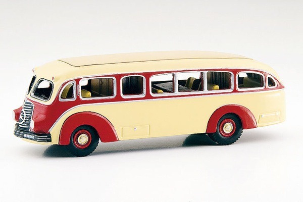 model_auto_mercedes-benz_lo_3500