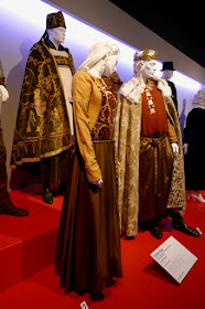 Outlaw King film costumes