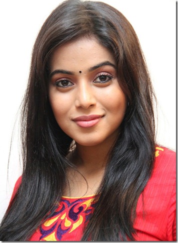 Jannal Oram Movie Launch Photos