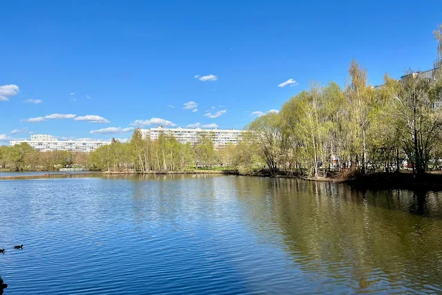 Корабельная улица, Нагатинский затон
