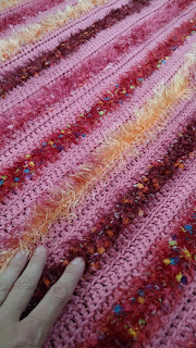 Susana Neiger - Pink crochet blanket with novelty yarn stripes