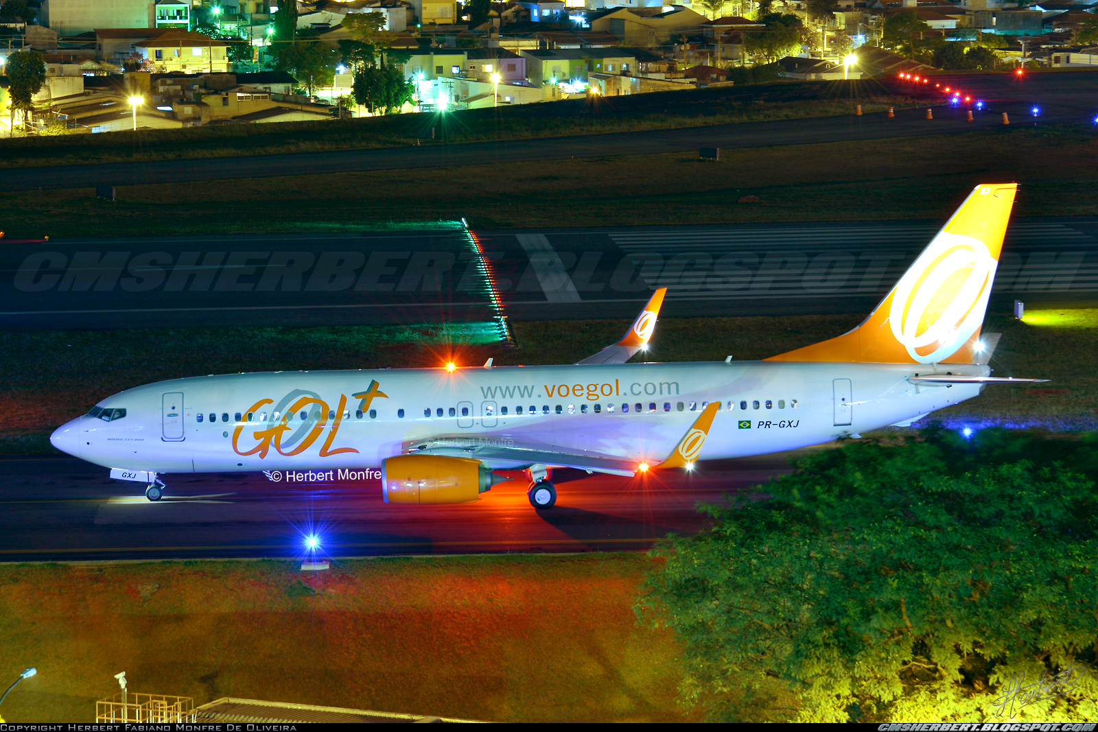 Grupo É MAIS QUE VOAR | GOL | PR-GXJ | Boeing 737-800NG