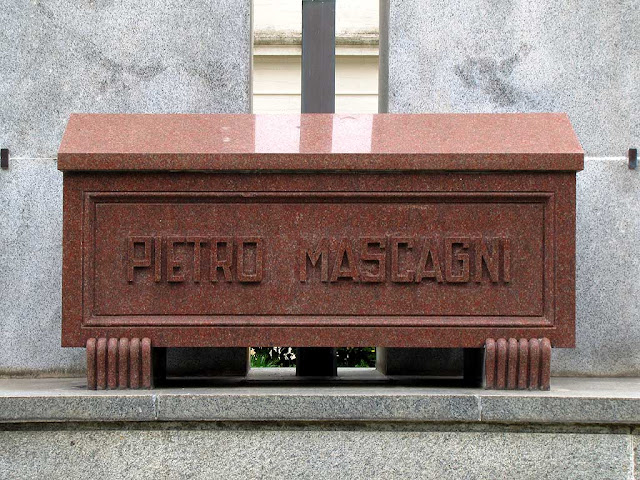 Tomb of Pietro Mascagni, Misericordia Cemetery, Livorno