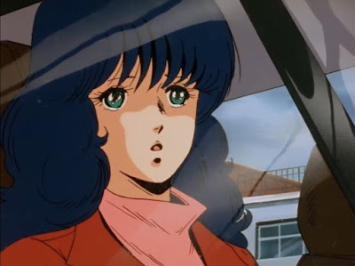 Minmay disapproves of Kaifun's actions, but she does not act to stop him.