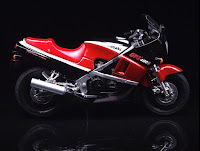 Kawasaki GPZ400R Tamiya 1/12