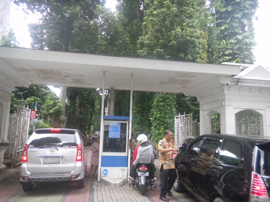 Keliling Kebun  Raya  Bogor  Pusat Konservasi Tumbuhan