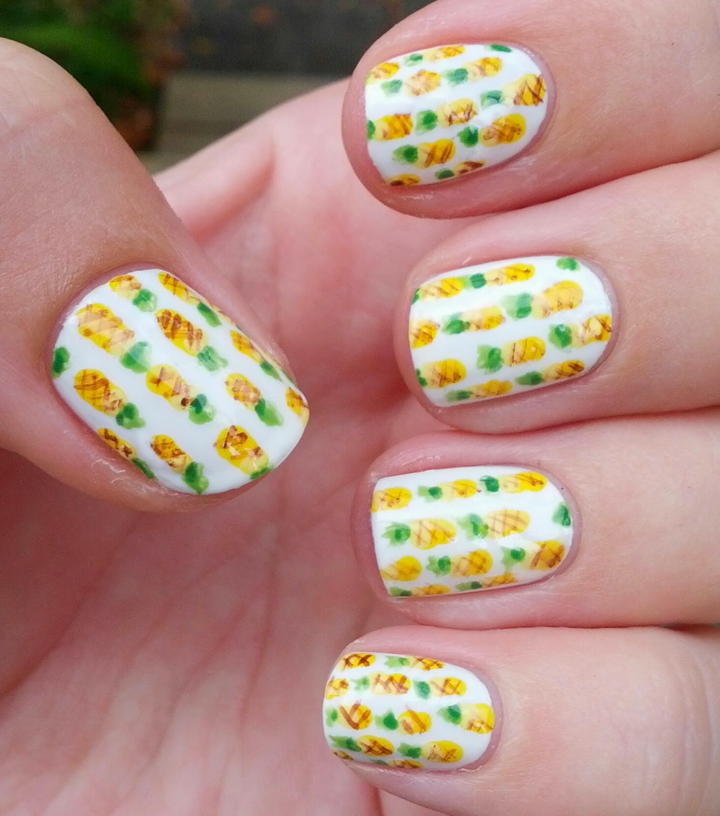 Manicure Diary: Pineapple Nail Art