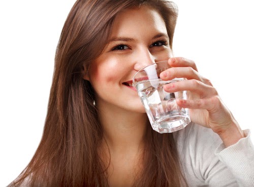 Uống nước nhiều có tác dụng gì tốt không?