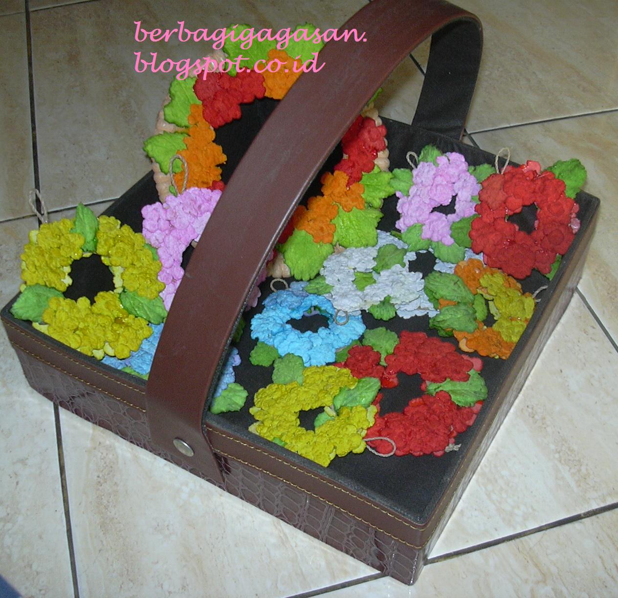 berbagi gagasan STEP BY STEP HANDICRAFT KRANS BUNGA 