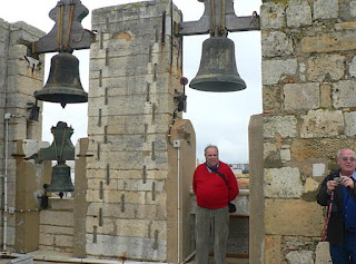 Josep Augué, año 2010, esperando que suene la campana (foto del archivo personal de M. Jorques)