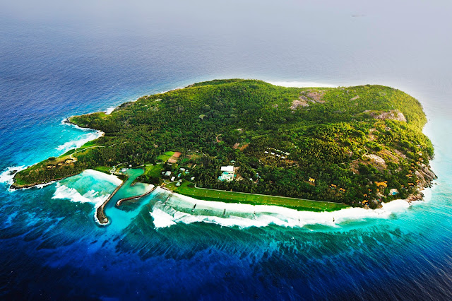 Wallpaper: Beauty of Nature &quot;Frigate Island is a world best private island&quot;