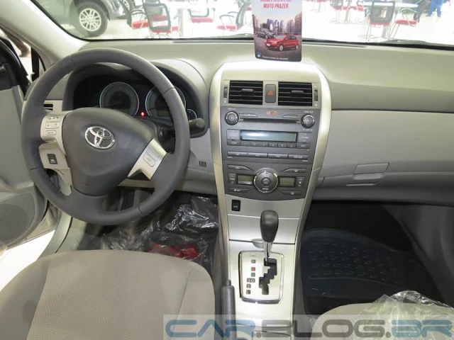 Toyota Corolla GLi 2014 Automático