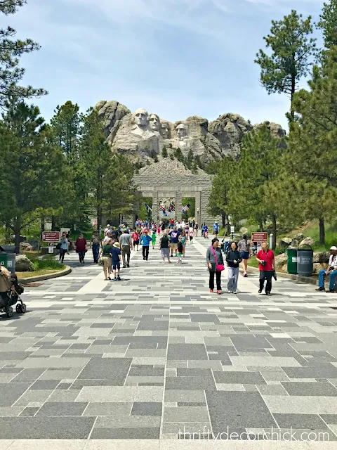 Mt. Rushmore memorial