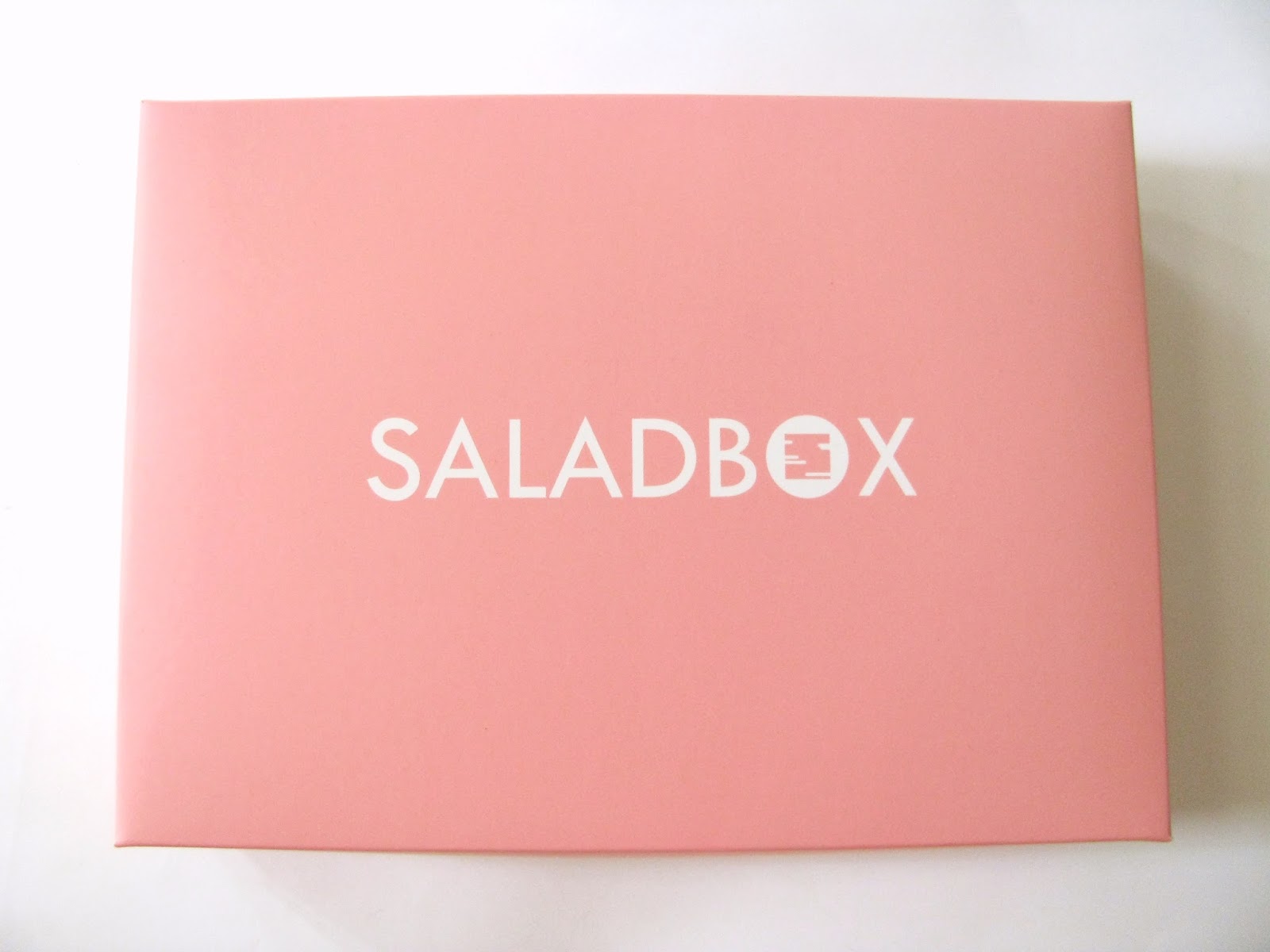 http://www.lightsandlatte.com/2016/04/saladbox-ph-x-benefit-cosmetics-march.html