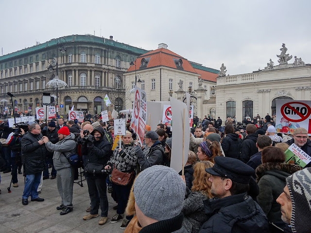 Manifestacja Weto dla GMO w Warszawie