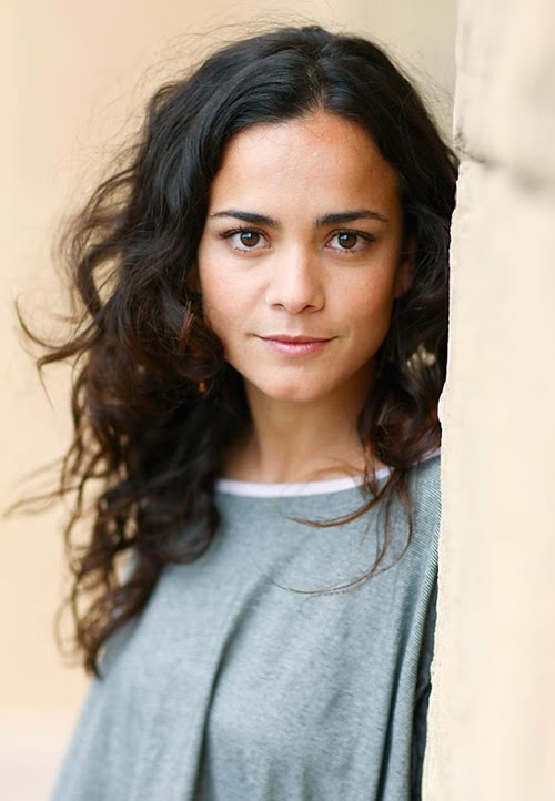 alice braga predators. Alice Braga quot;Predatorsquot;