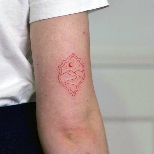 Inspire-se: 50 tatuagens femininas usando rosa como cor principal