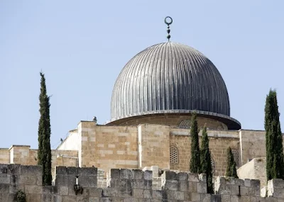 Pregador muçulmano é preso por incitar ódio na mesquita de Al-Aqsa