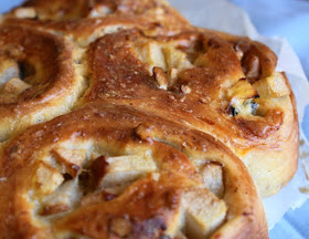 Recipe-For-Blue-Cheese-Pear-And-Walnut-Scrolls
