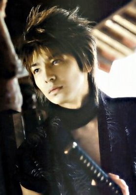 Ikuta Toma 