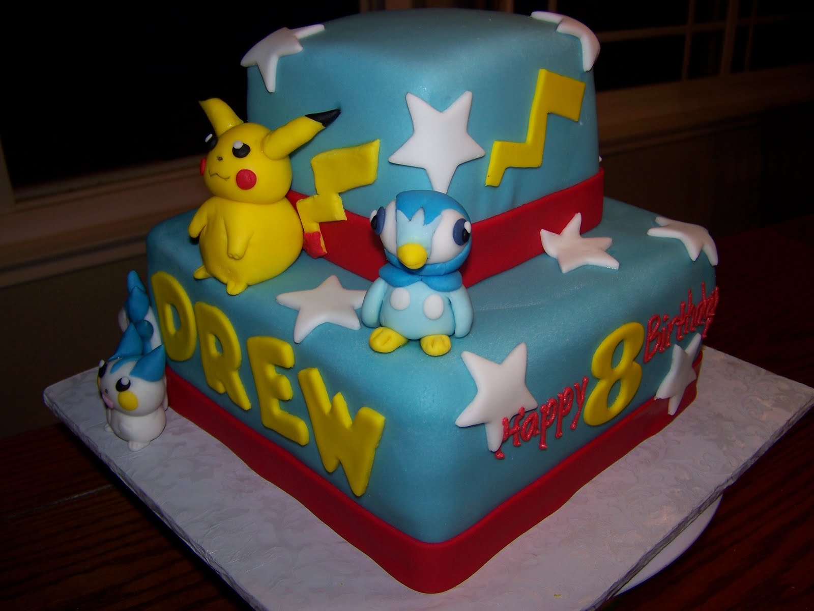 cool cupcake designs Pokemon and Friends Cake