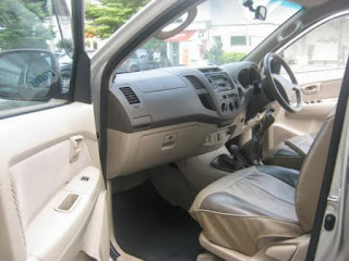 2005 Toyota Hilux Vigo for Uganda to Mombasa