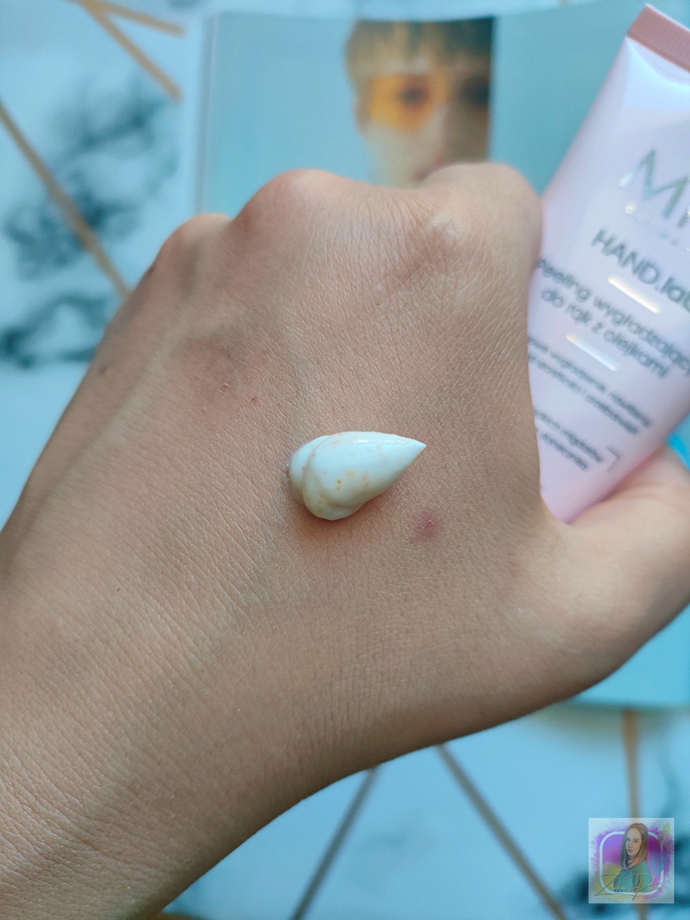 MIYA Cosmetics HAND.lab Peeling wygładzający do dłoni i paznokci z olejkami