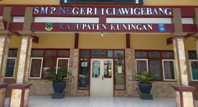  Orang tua siswa mengeluh banyaknya pungutan di SMPN 1 Ciawigebang