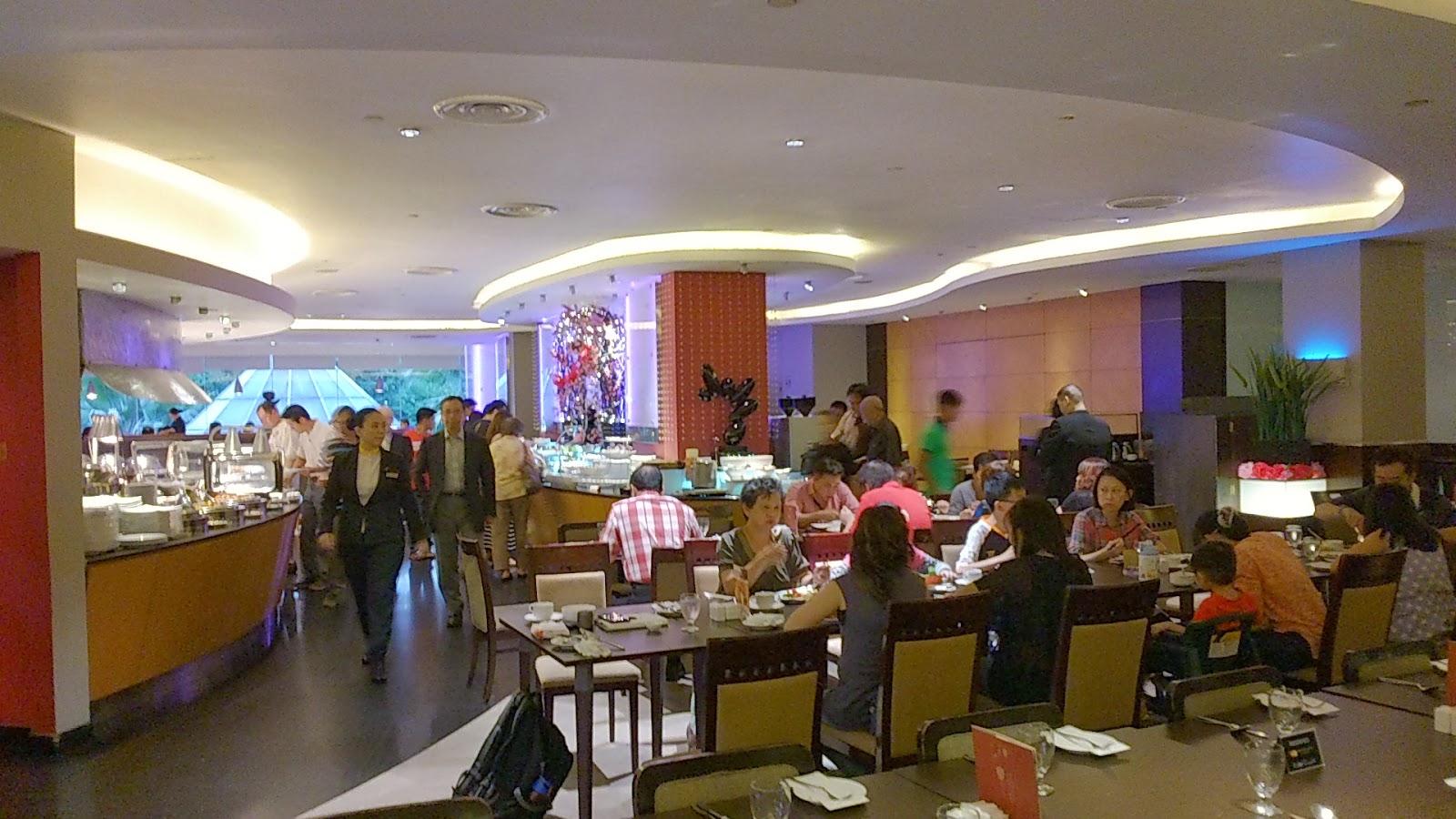 SuMMeR LoVes To Eat! Singapore Food Blog: Buffet Dinner at The Square 