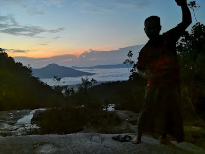 Mendaki Gunung: Chemerong, Berembun, Lansir (CBL)