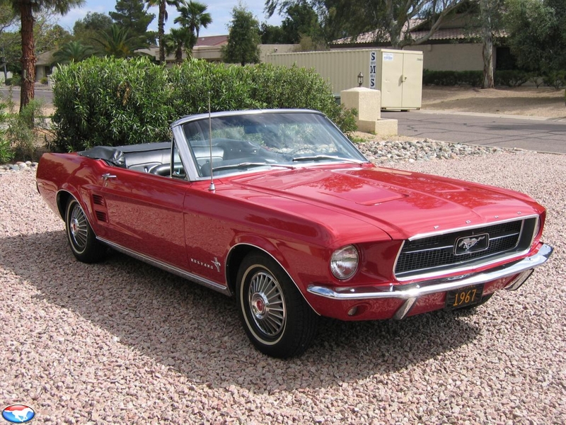 '66 Ford Mustang coupe'67 Mustang convertible